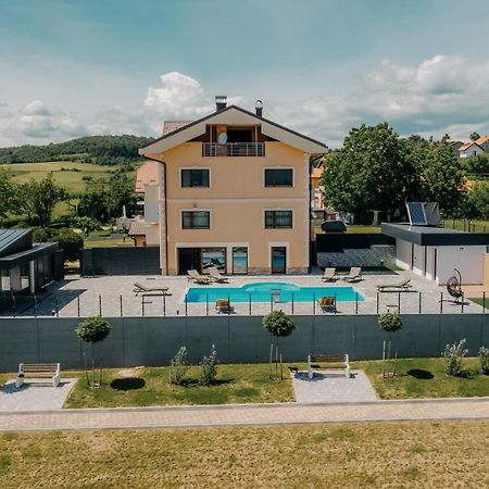 Villa Lamija Bihać Eksteriør bilde