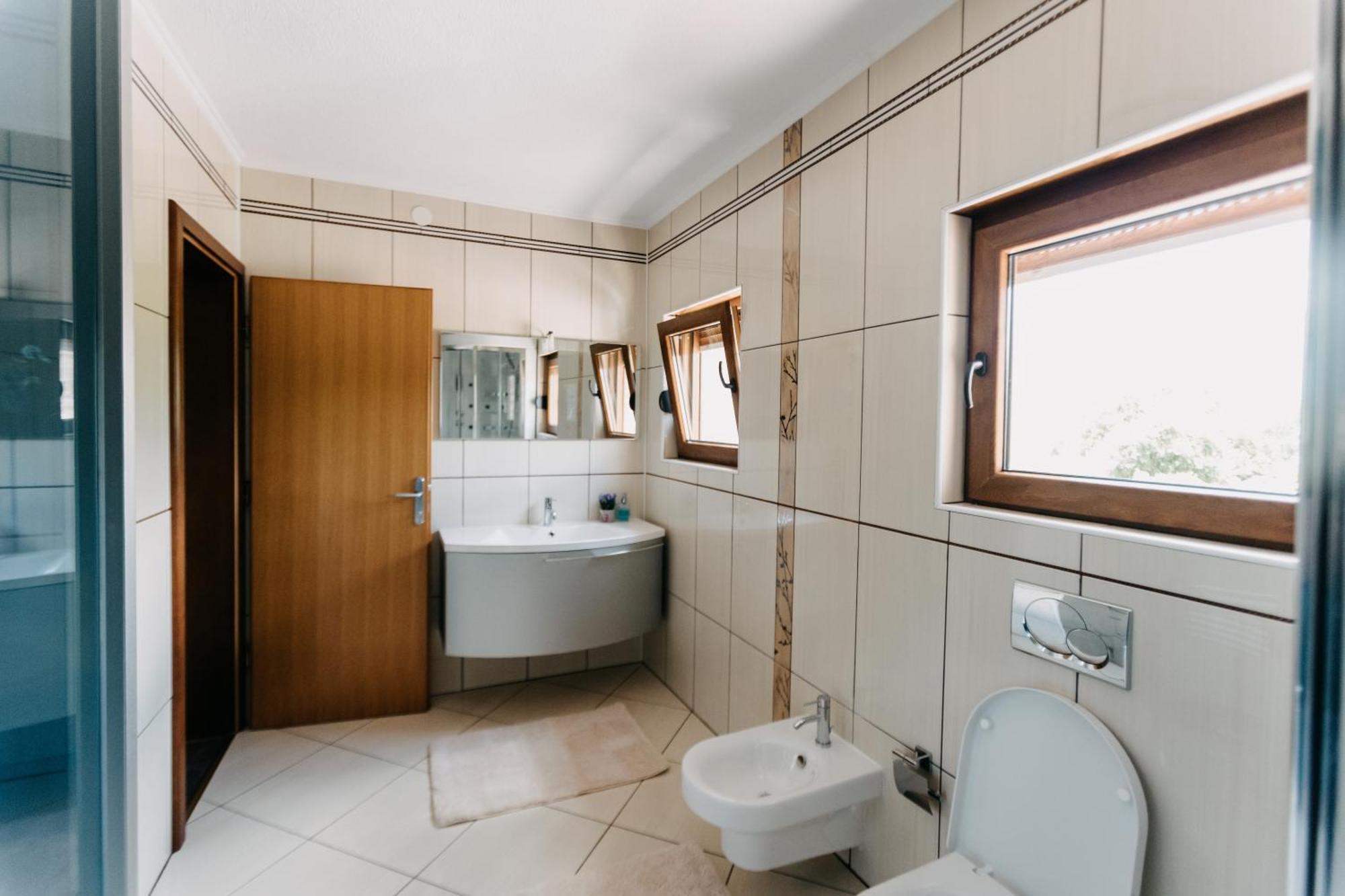 Villa Lamija Bihać Eksteriør bilde